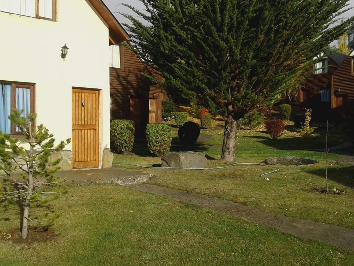Cabanas Huenco El Calafate Esterno foto